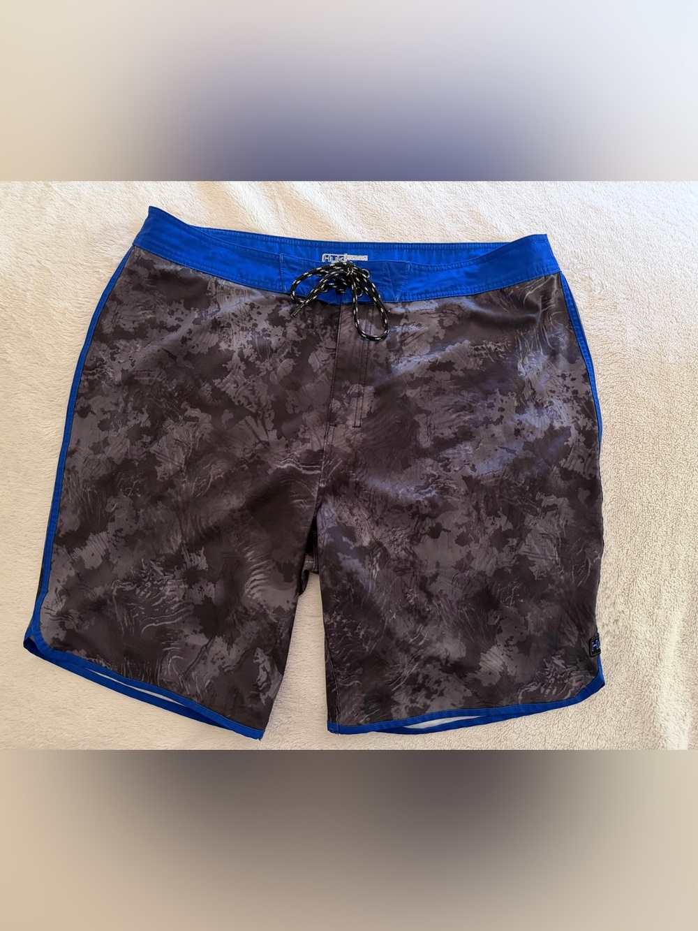 Huk Men's Gray Camo Swim Board Shorts with Blue Trim